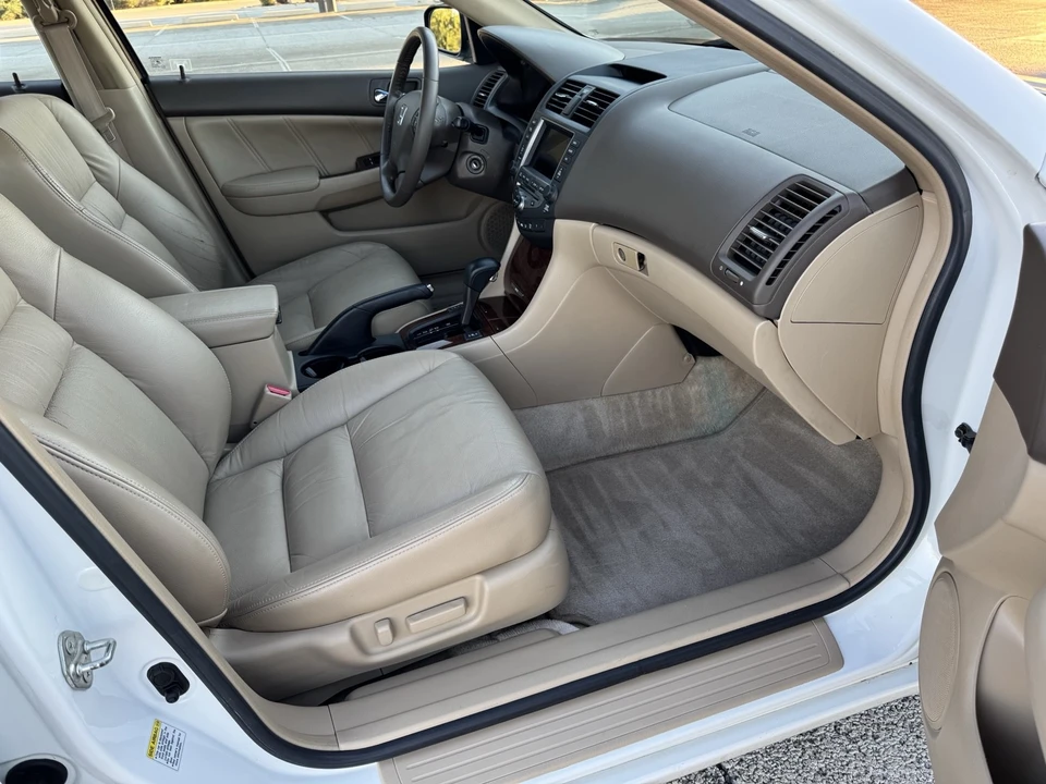 2007 Honda Accord 7th Gen - Image 12 of 20