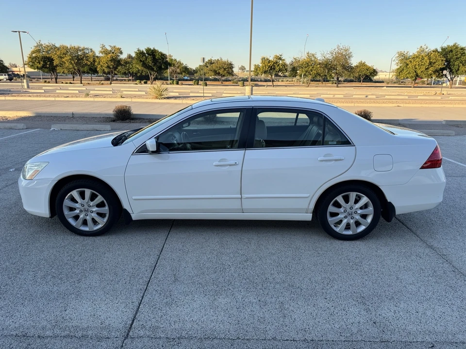 2007 Honda Accord 7th Gen - Image 8 of 20