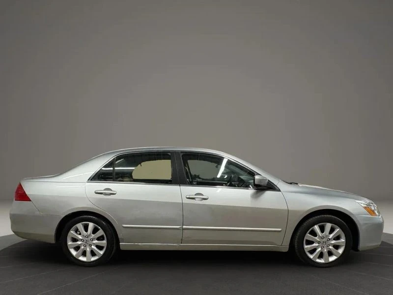 2007 Honda Accord 7th Gen - Image 6 of 12