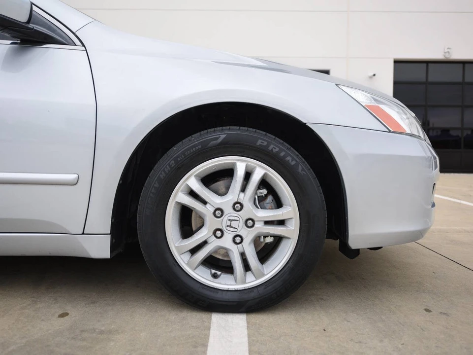 2007 Honda Accord 7th Gen - Image 11 of 20
