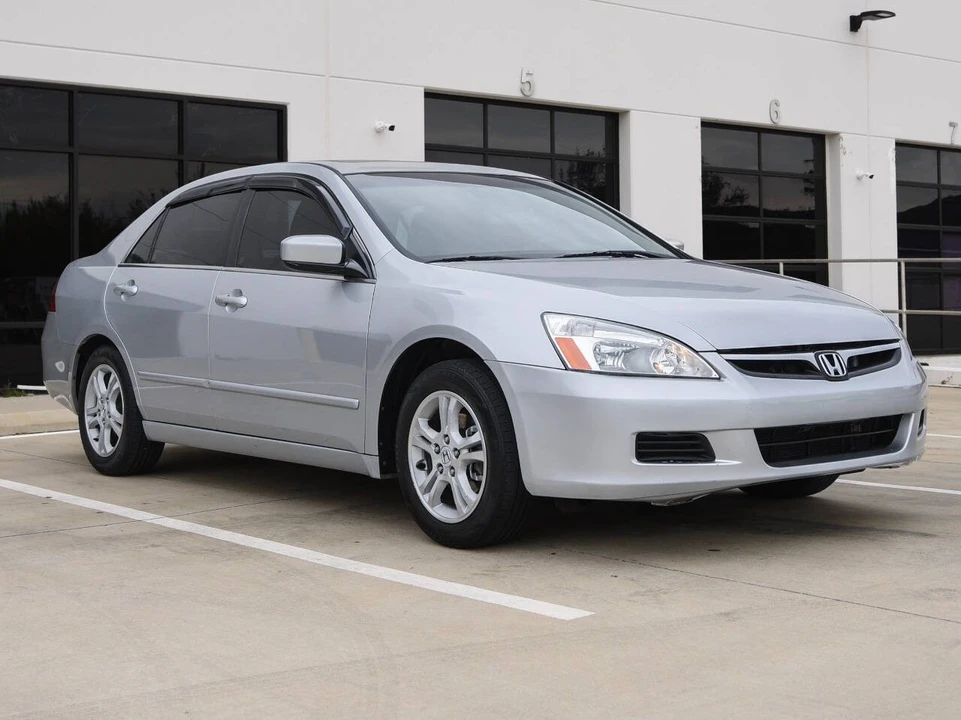 2007 Honda Accord 7th Gen - Image 3 of 20
