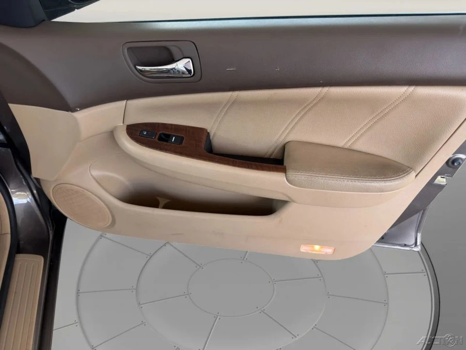 2007 Honda Accord 7th Gen - Image 18 of 21
