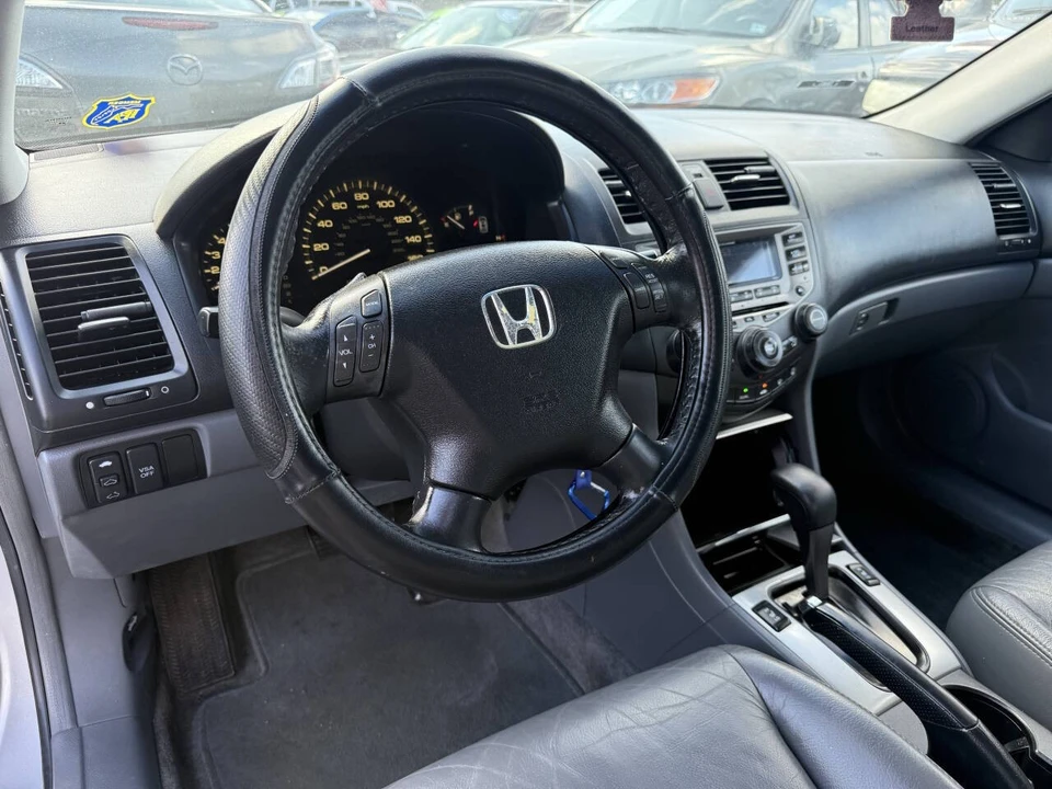2007 Honda Accord 7th Gen - Image 14 of 21
