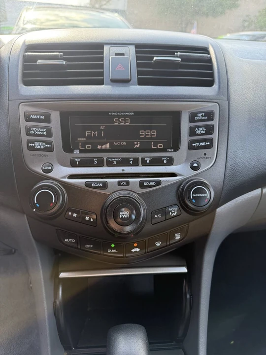 2007 Honda Accord 7th Gen - Image 15 of 21