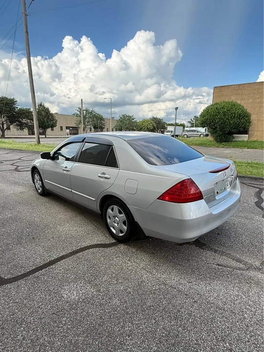 2007 Honda Accord 7th Gen - Image 7 of 16