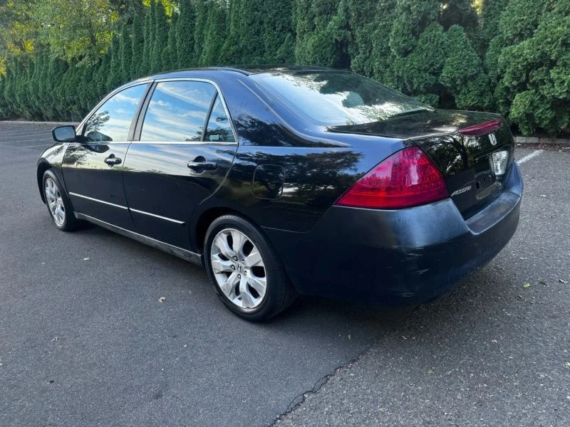 2007 Honda Accord 7th Gen - Image 5 of 12