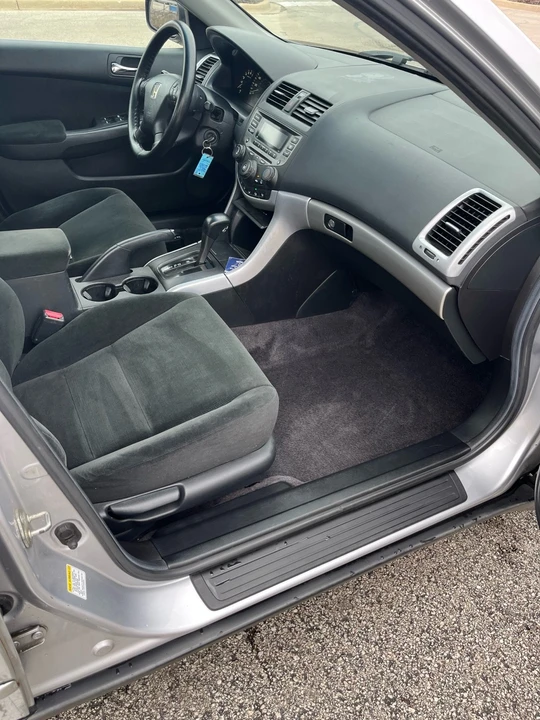 2007 Honda Accord 7th Gen - Image 9 of 13