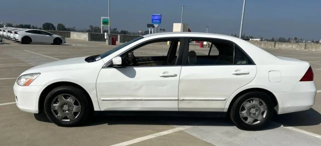 2007 Honda Accord 7th Gen - Image 2 of 13