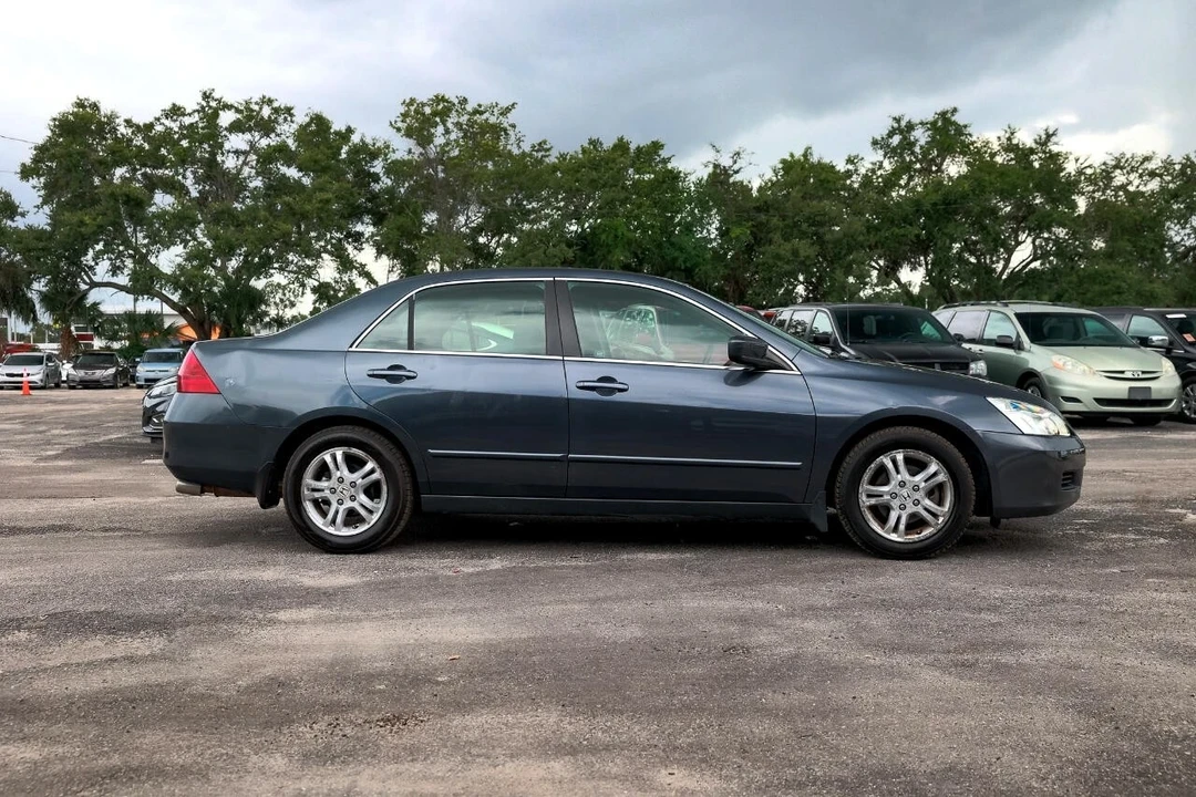 2007 Honda Accord 7th Gen - Image 13 of 21