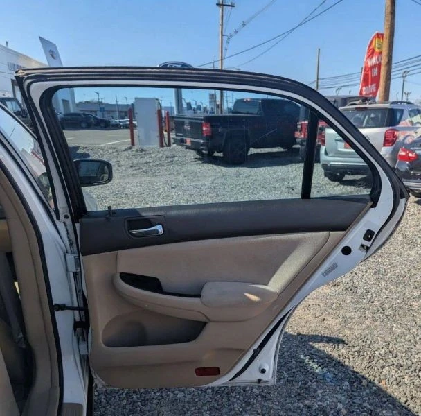 2007 Honda Accord 7th Gen - Image 10 of 12