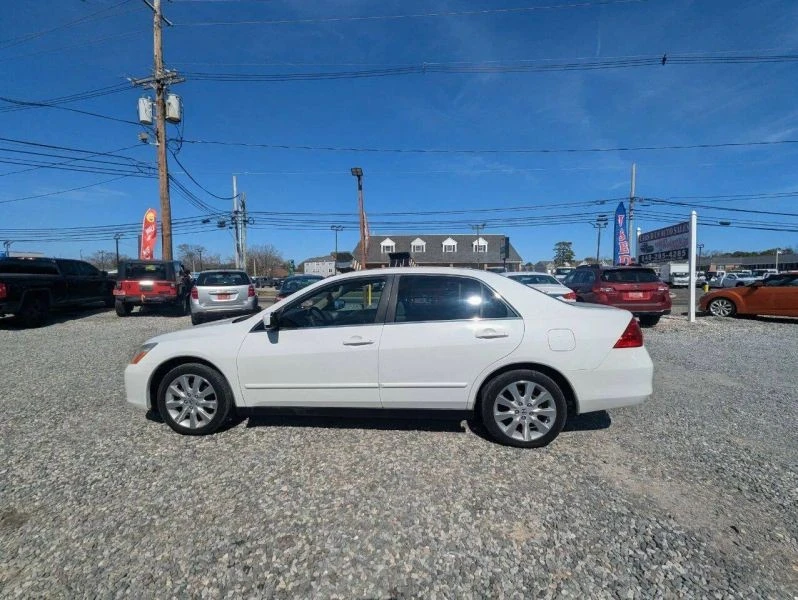 2007 Honda Accord 7th Gen - Image 3 of 12