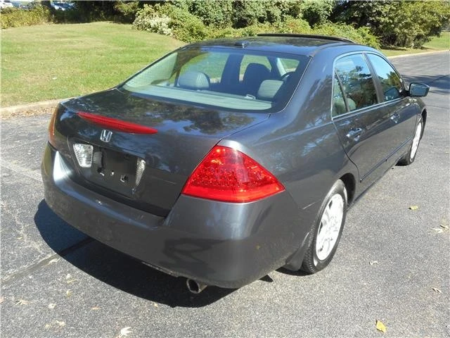 2007 Honda Accord 7th Gen - Image 3 of 12