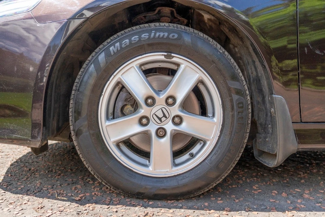 2007 Honda Accord 7th Gen - Image 13 of 30