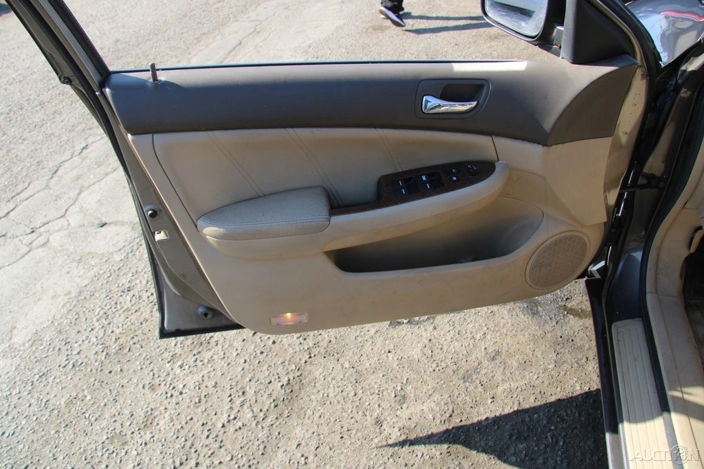 2007 Honda Accord 7th Gen - Image 11 of 21