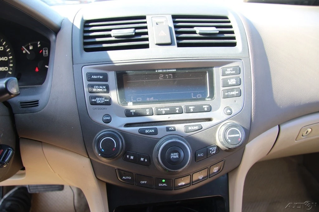 2007 Honda Accord 7th Gen - Image 16 of 21
