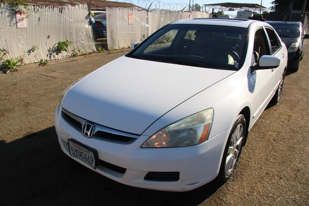 2007 Honda Accord 7th Gen - Image 2 of 21
