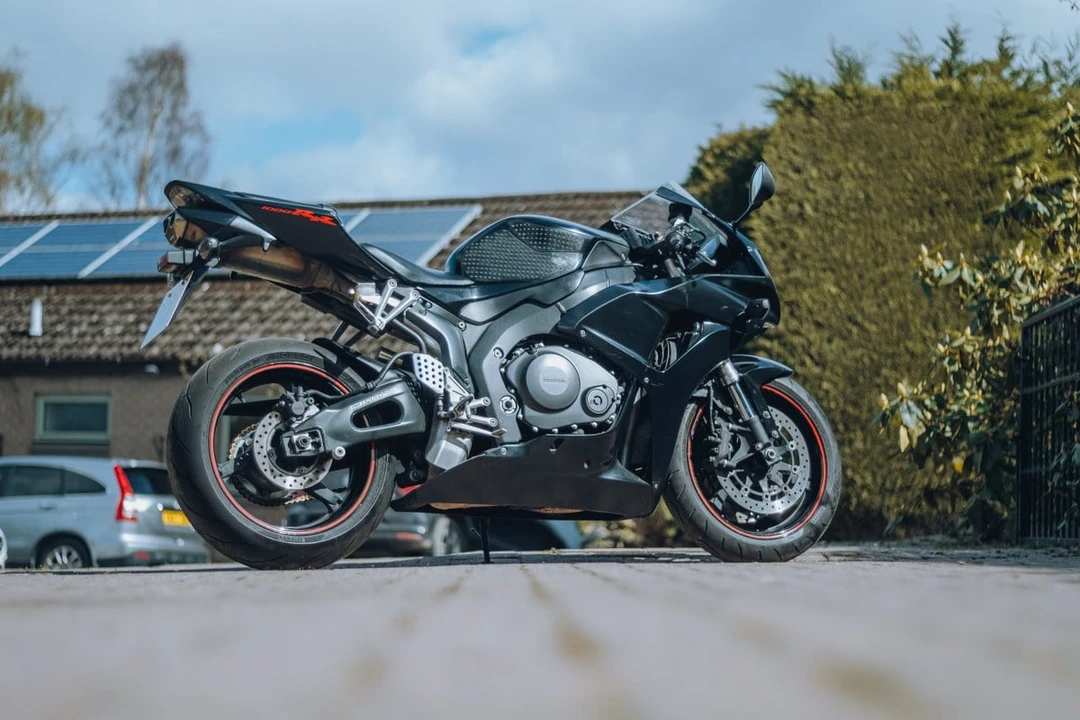 2007 Honda CBR - Image 2 of 30
