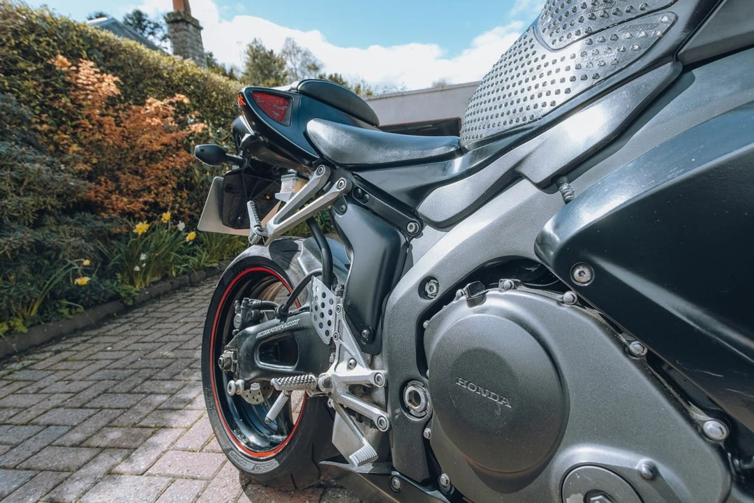 2007 Honda CBR - Image 25 of 31