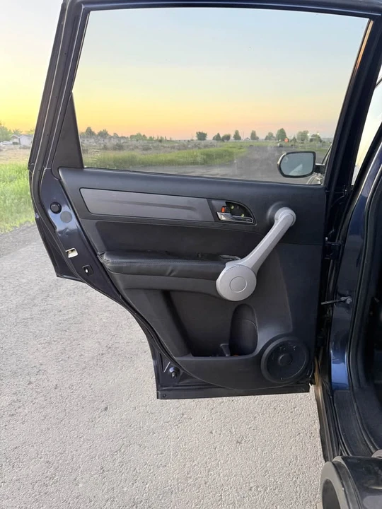2007 Honda CR-V 3rd Gen - Image 7 of 13