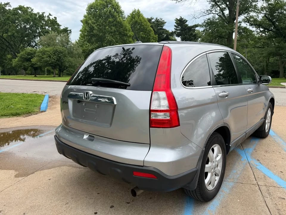 2007 Honda CR-V 3rd Gen - Image 3 of 9