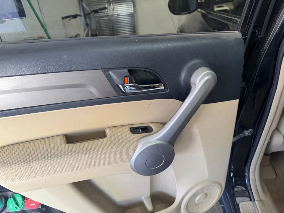 2007 Honda CR-V 3rd Gen - Image 14 of 18