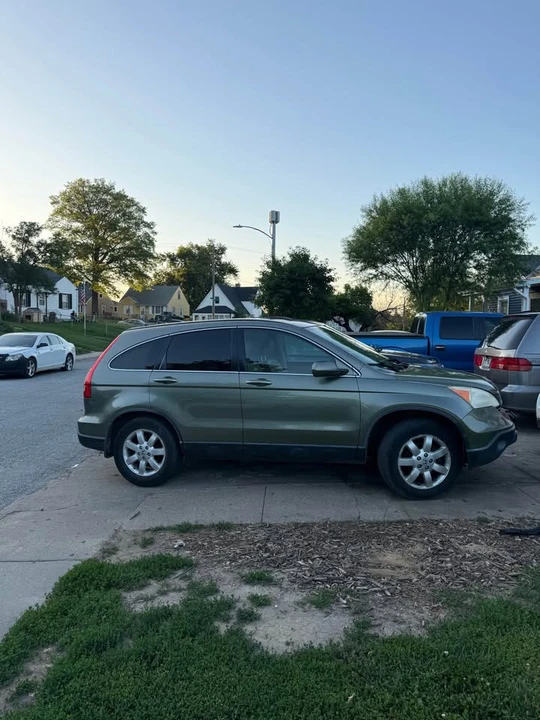 2007 Honda CR-V 3rd Gen - Image 3 of 7