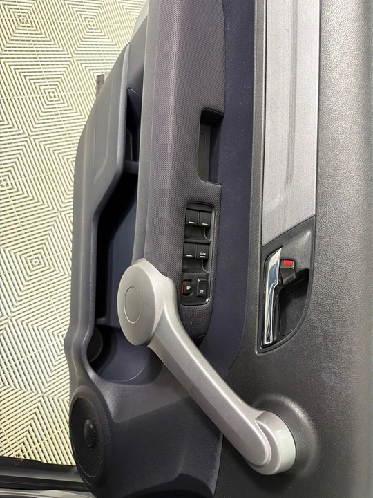2007 Honda CR-V 3rd Gen - Image 9 of 12