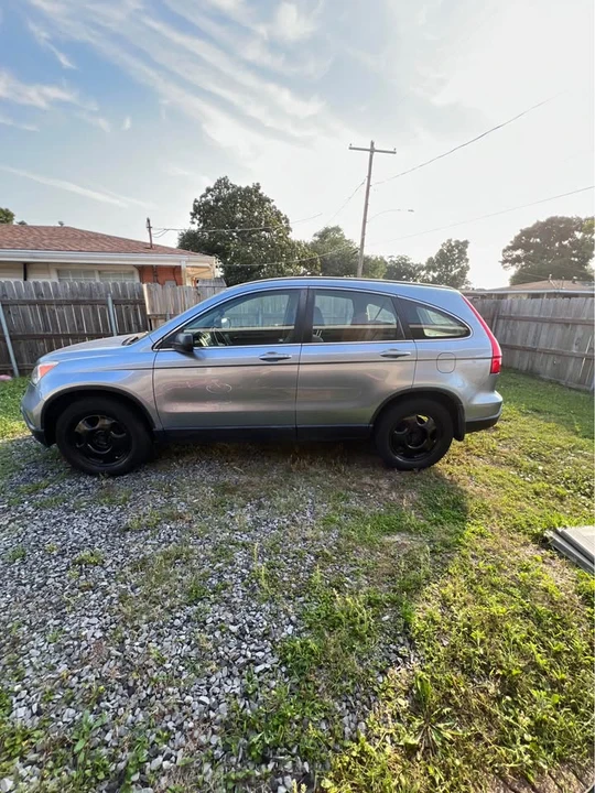 2007 Honda CR-V 3rd Gen - Image 3 of 10