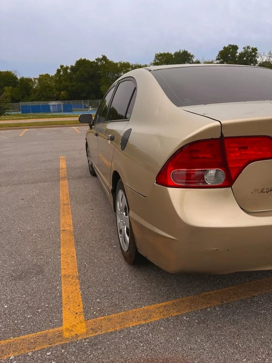 2007 Honda Civic 8th Gen - Image 9 of 20