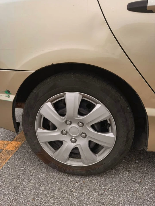 2007 Honda Civic 8th Gen - Image 15 of 20