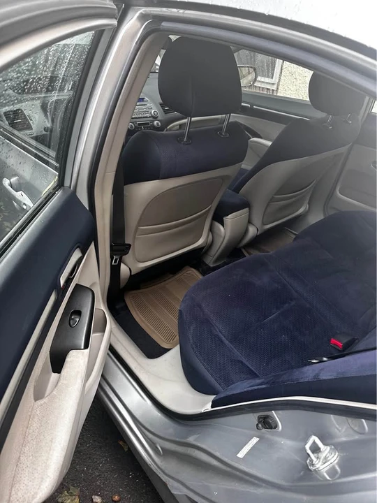2007 Honda Civic 8th Gen - Image 13 of 14