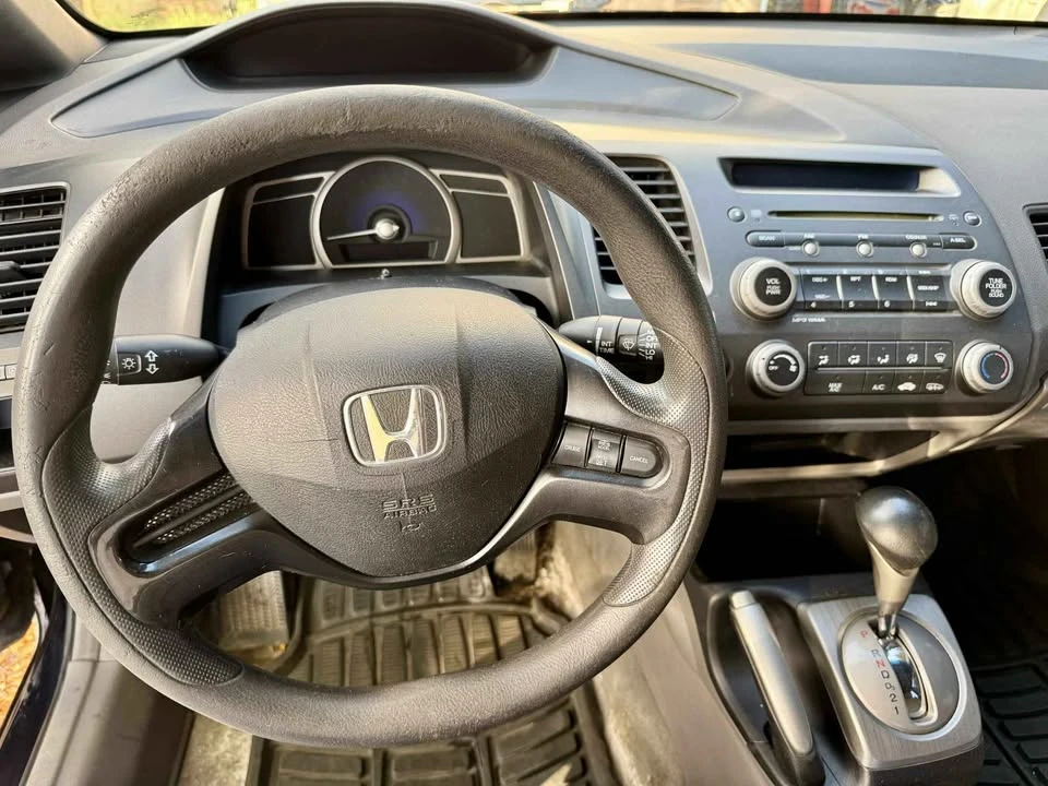 2007 Honda Civic 8th Gen - Image 7 of 10