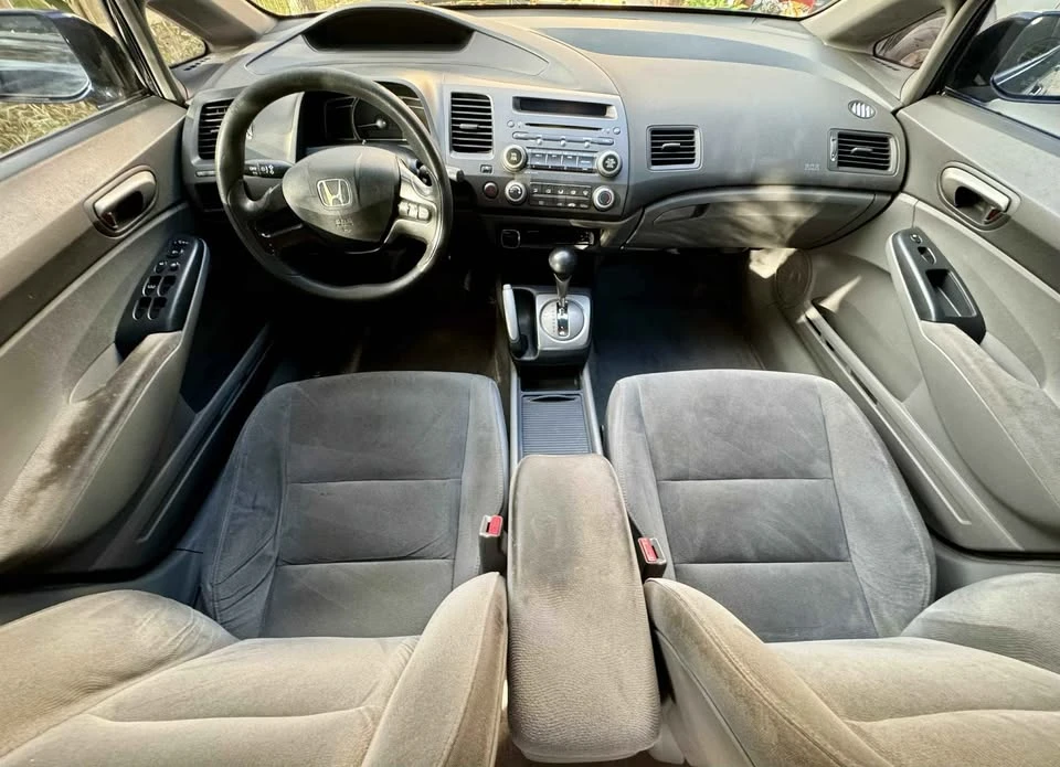 2007 Honda Civic 8th Gen - Image 9 of 10