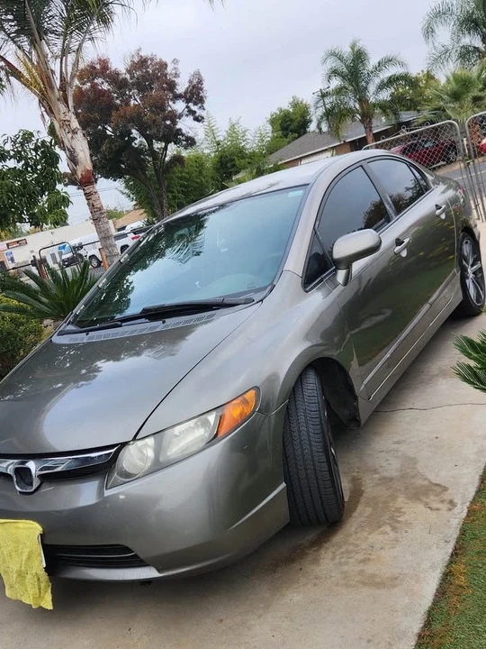 2007 Honda Civic 8th Gen - Image 3 of 8