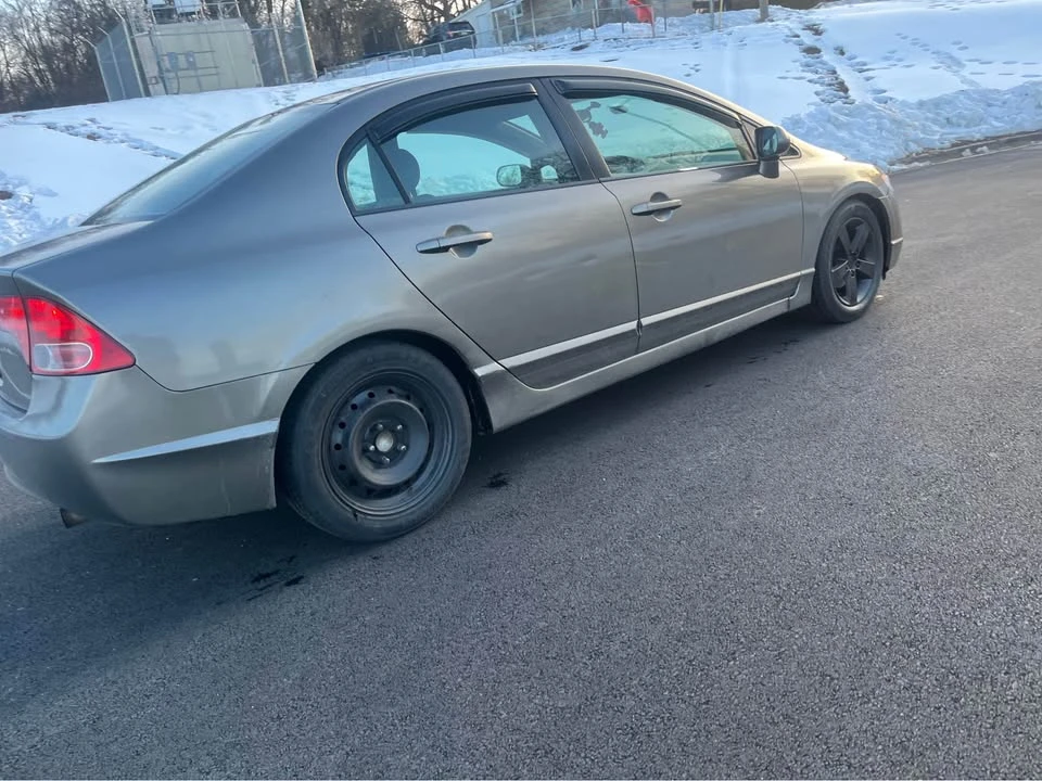 2007 Honda Civic 8th Gen - Image 5 of 11