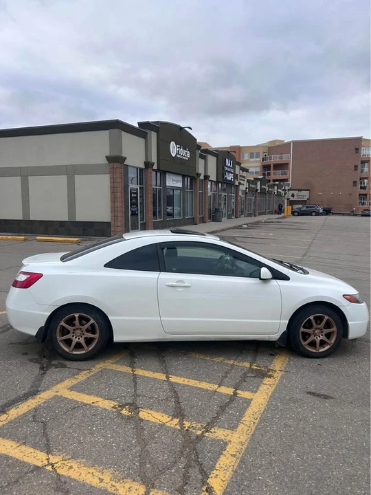 2007 Honda Civic 8th Gen - Image 5 of 12