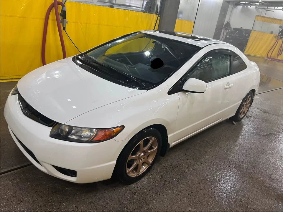 2007 Honda Civic 8th Gen - Image 2 of 12