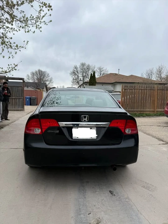 2007 Honda Civic 8th Gen - Image 3 of 9