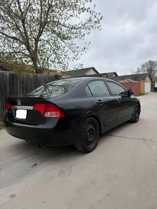 2007 Honda Civic 8th Gen - Image 4 of 9