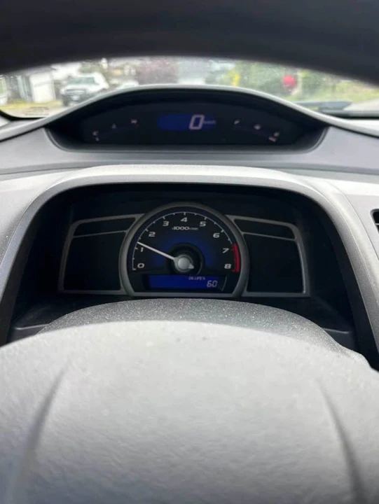 2007 Honda Civic 8th Gen - Image 6 of 8