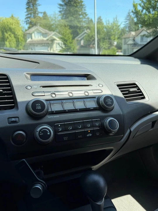 2007 Honda Civic 8th Gen - Image 9 of 12