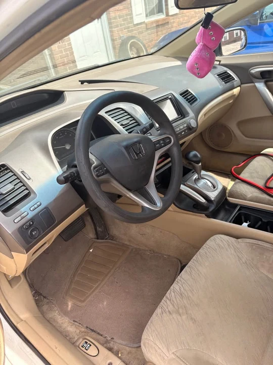 2007 Honda Civic 8th Gen - Image 6 of 10