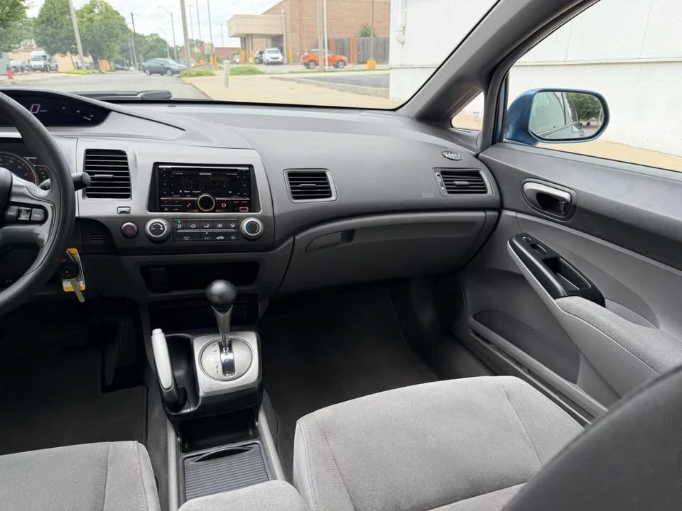 2007 Honda Civic 8th Gen - Image 17 of 20