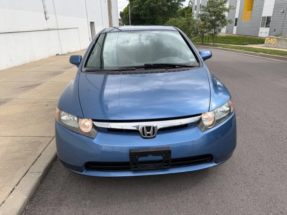 2007 Honda Civic 8th Gen - Image 2 of 20