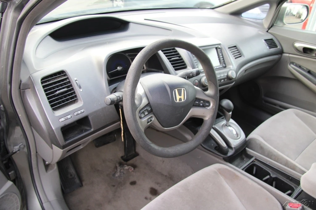 2007 Honda Civic 8th Gen - Image 14 of 21