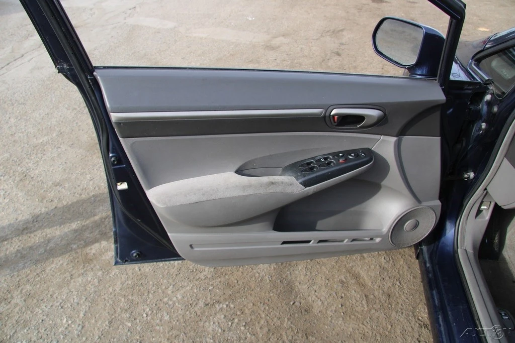 2007 Honda Civic 8th Gen - Image 11 of 21