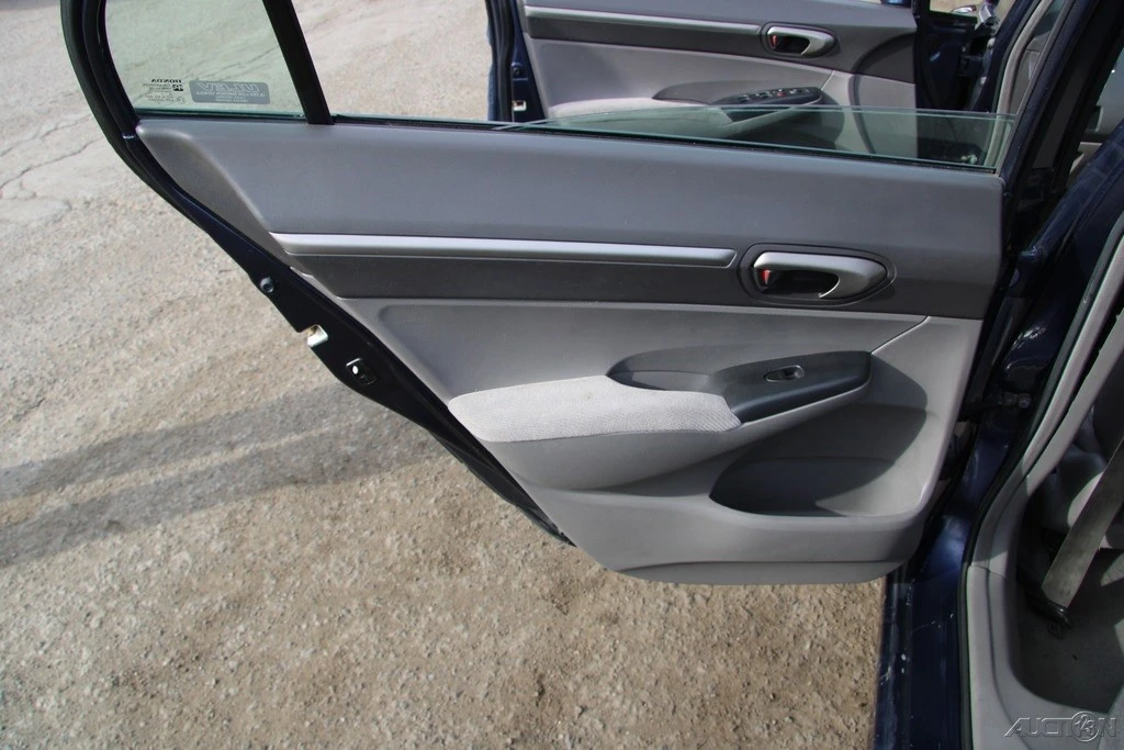 2007 Honda Civic 8th Gen - Image 18 of 21