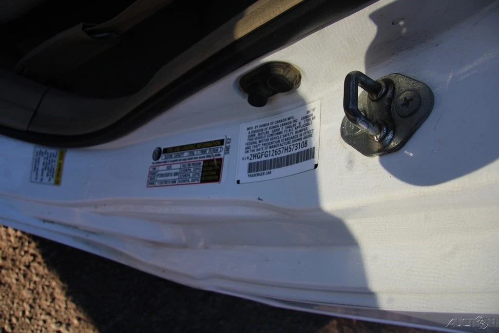 2007 Honda Civic 8th Gen - Image 10 of 21