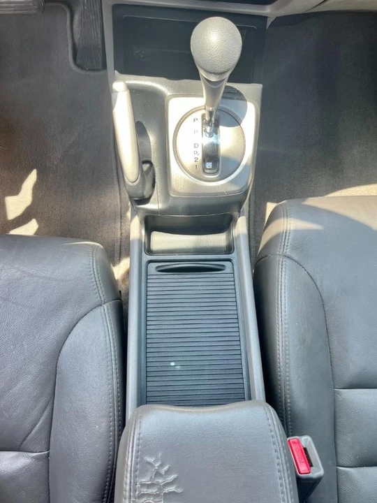 2007 Honda Civic 8th Gen - Image 15 of 26