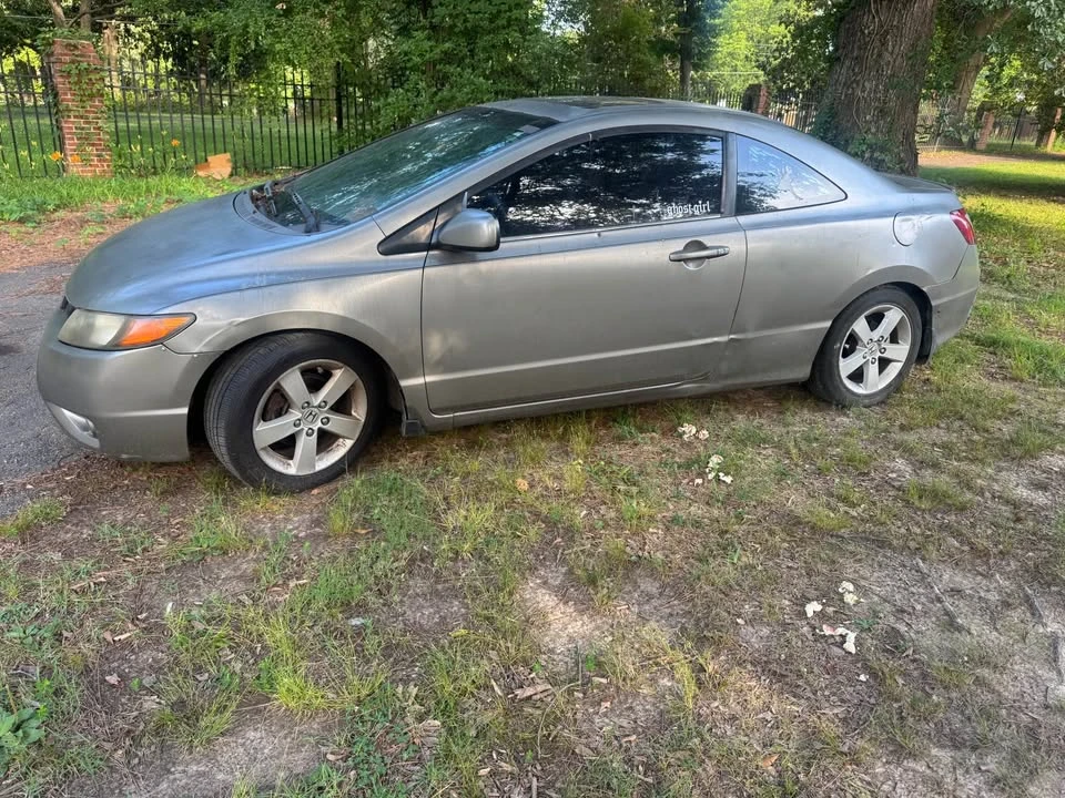 2007 Honda Civic 8th Gen - Image 4 of 8